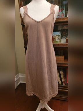 Women’s Lace-Trim Slip Dress in Dusty Mauve